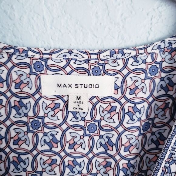 Max Studio - Picture 2 of 8